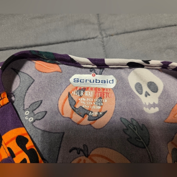 Scrubaid Halloween Scrub Top - Picture 6 of 8